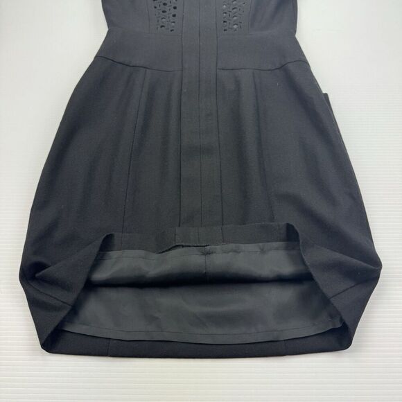 Susana Monaco Dress Size 6 Black Wool Pockets Lined with Laser Cut Pattern - Picture 8 of 12